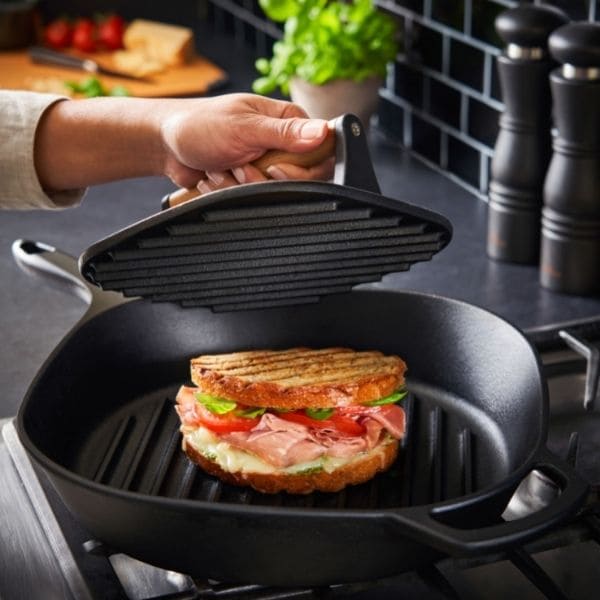 Pre-Seasoned Cast Iron Reversible Grill and Griddle – Paderno